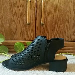 SODA Black Peep Toe Ankle  Zipper Boot